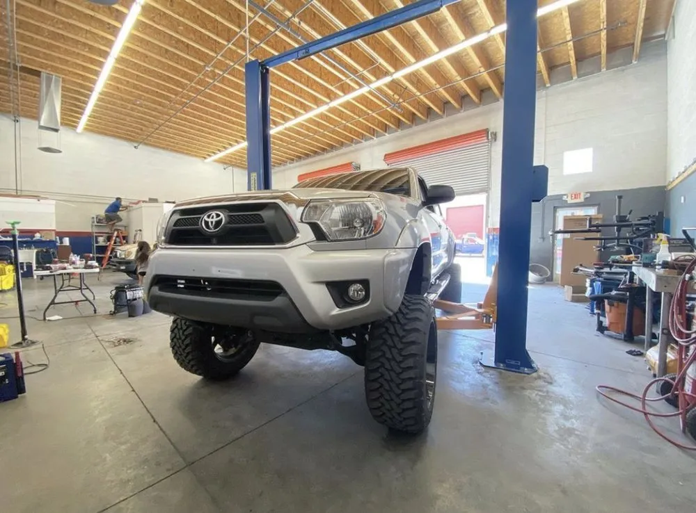 Slide of CJ sevices 808