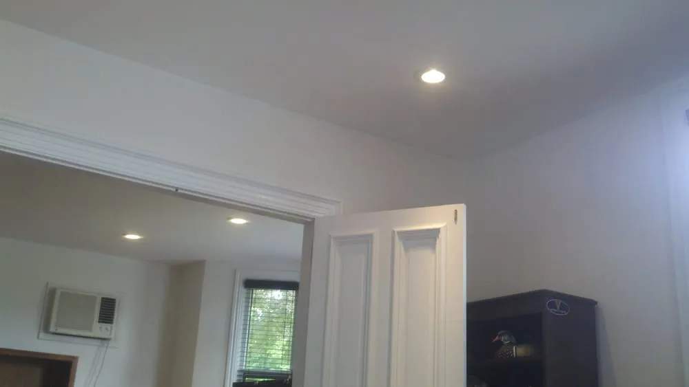 Licensed outlet and switch repair experts serving Saylorsburg, PA - CJD Electric