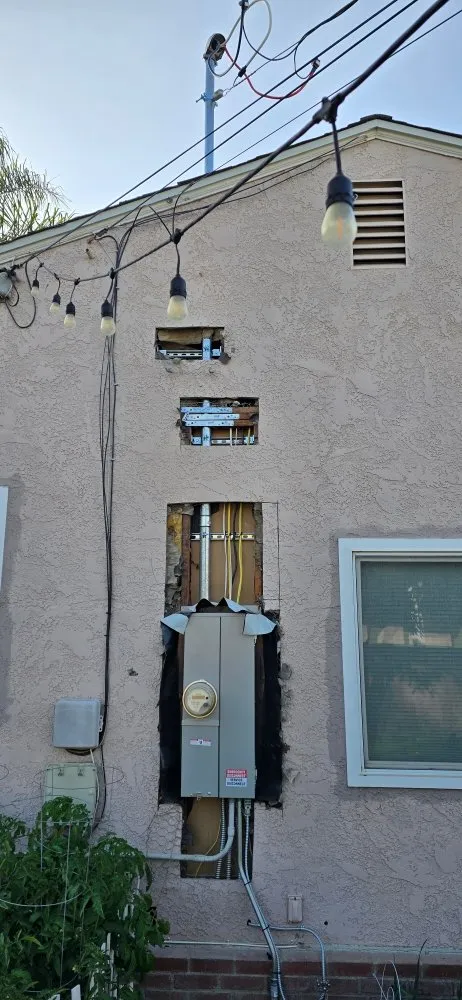 Slide of CJ's Electric