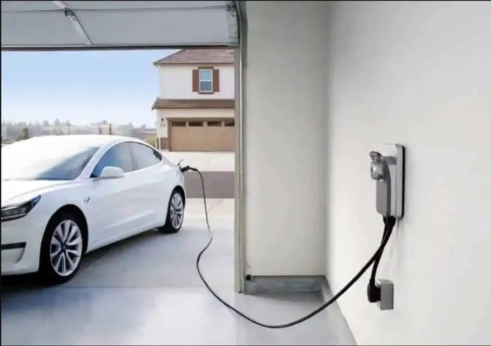 Slide of CL Construction Services