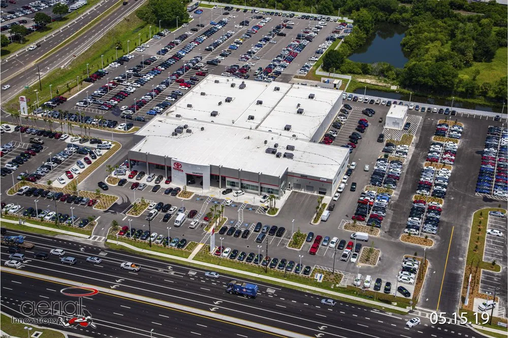 Emergency circuit breaker repair in St. Petersburg, FL by Clark Electric