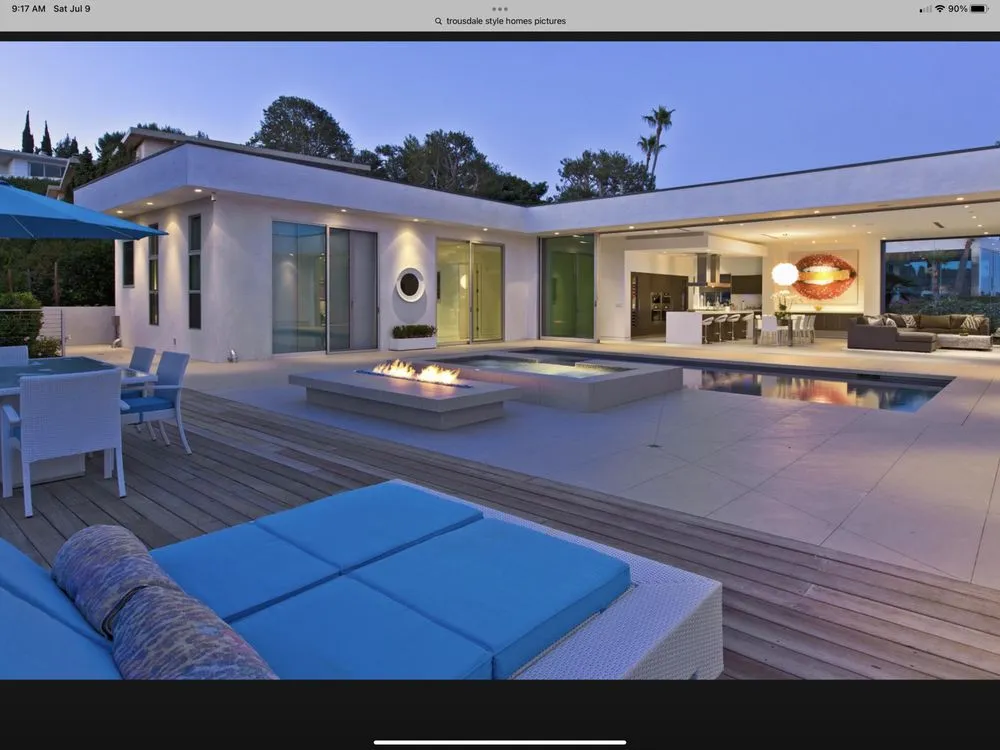 Emergency electrician providing lighting installation in , 