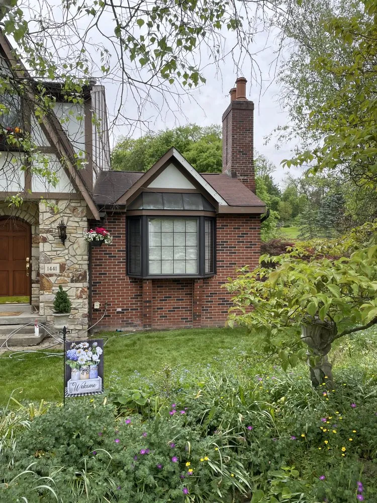 Slide of Clayton Contracting