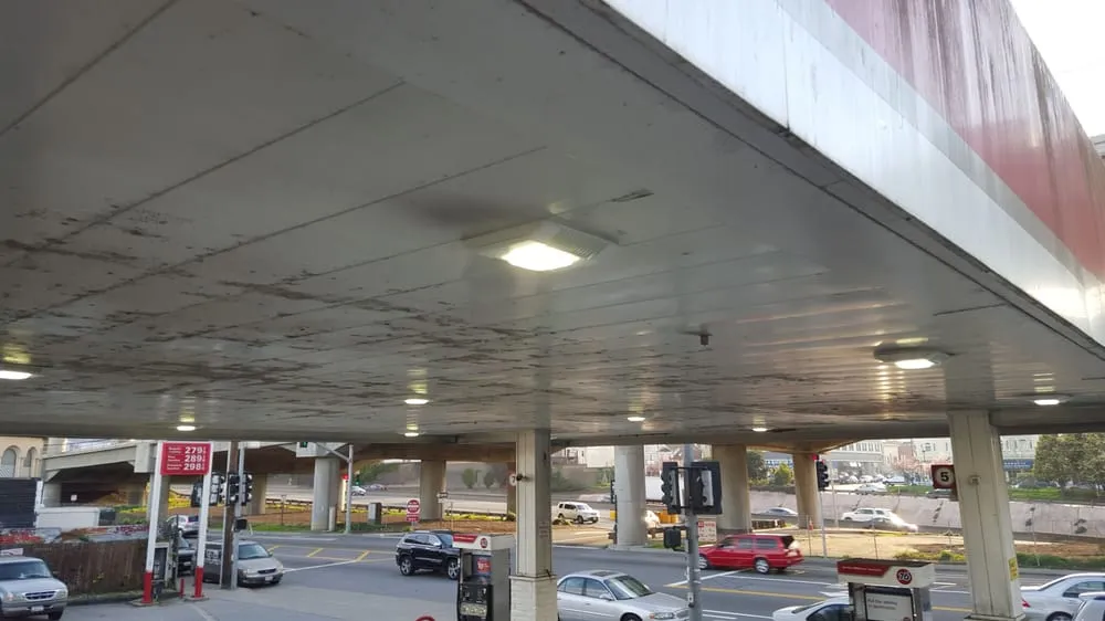 Slide of Clean Tech Lighting and Power