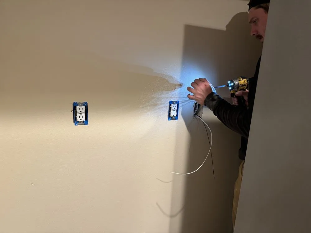 Slide of Clean Wave Electrical