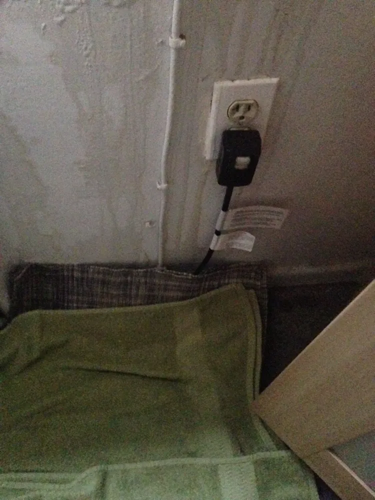 Slide of Clement's Electricians