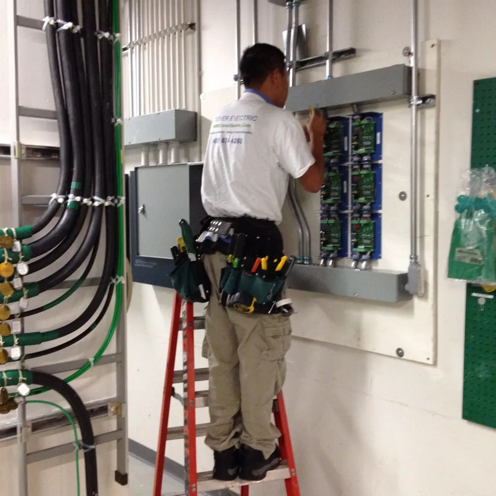 Slide of Clever Electric