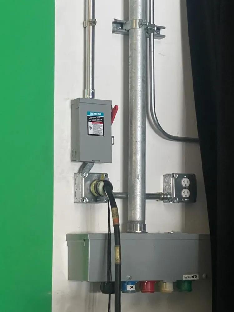 Expert panel upgrade in , by Click Electric