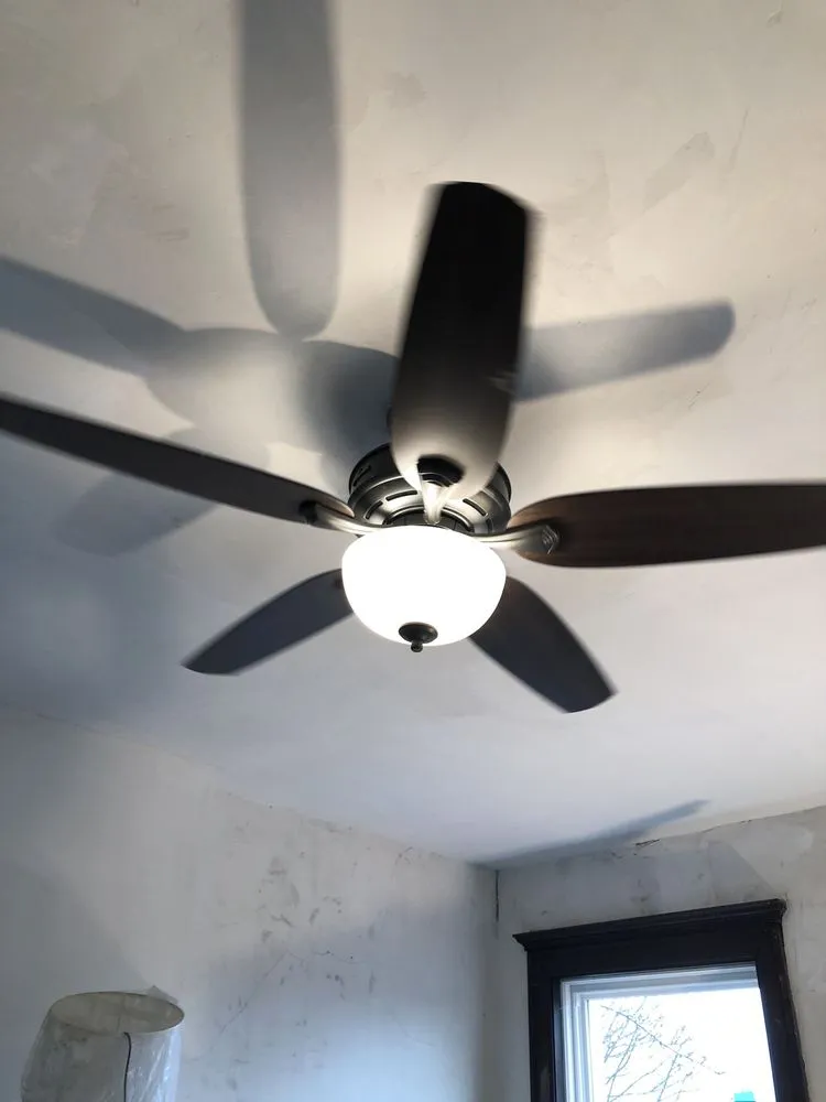 Slide of Cliff The Electrician