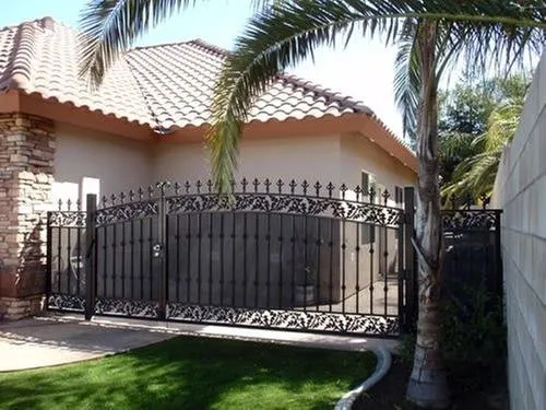 Slide of Cliff's Construction And Home Maintenance