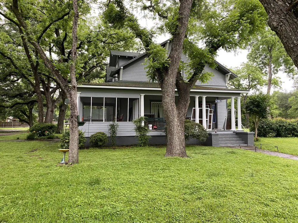 Slide of ClifTex Construction