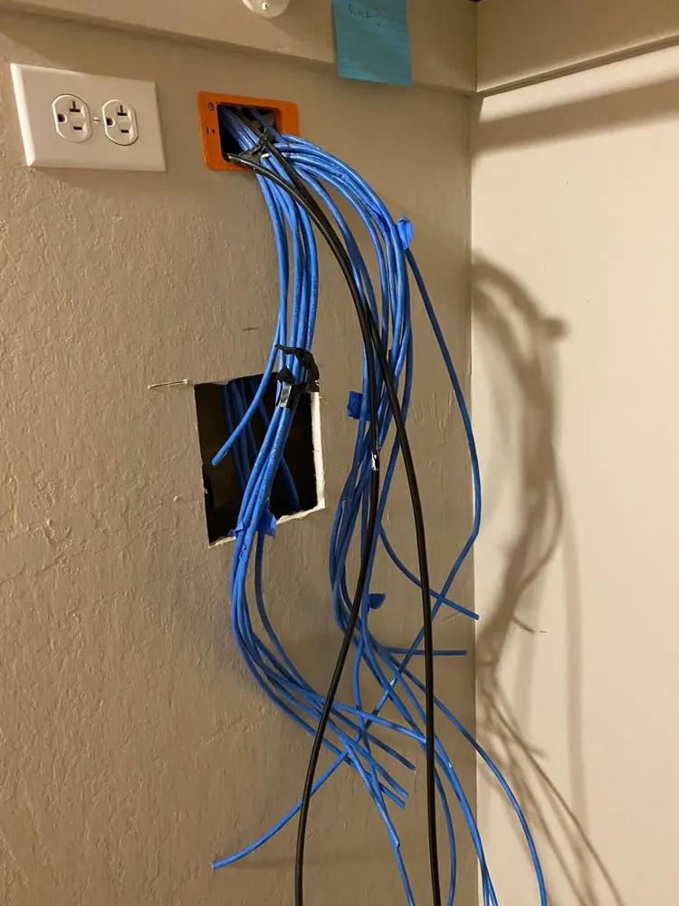 Certified emergency electrical service service in , - Clinic of Computer