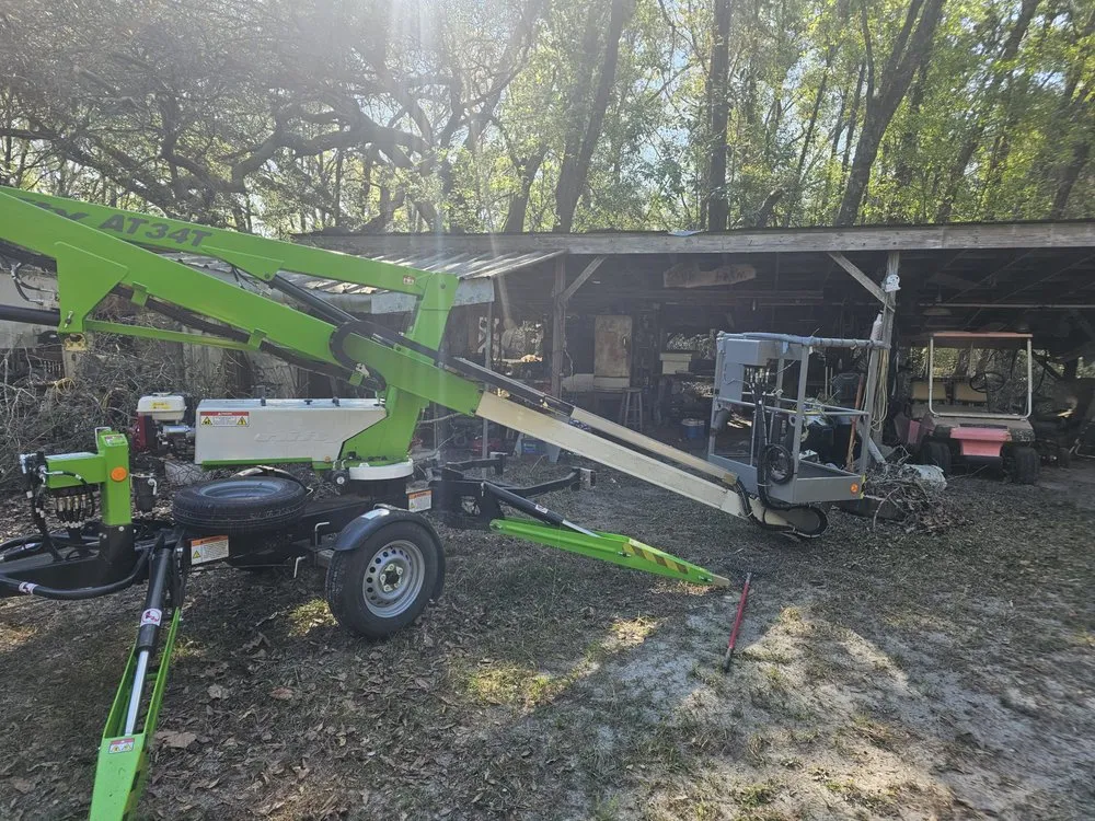 Expert lighting installation experts serving Greenville, FL - Cloverlee Services