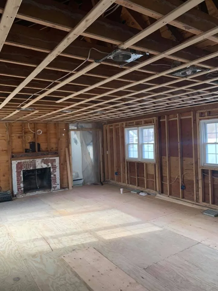 Slide of Cluff Electric