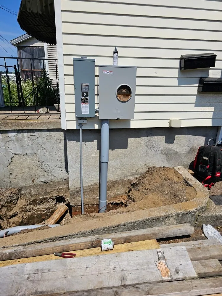 Slide of Clyde Epps Electric