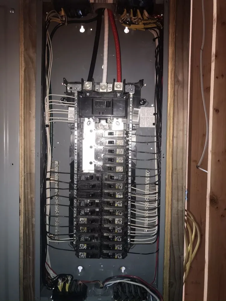 Slide of CM Electric & Building Maintenance.