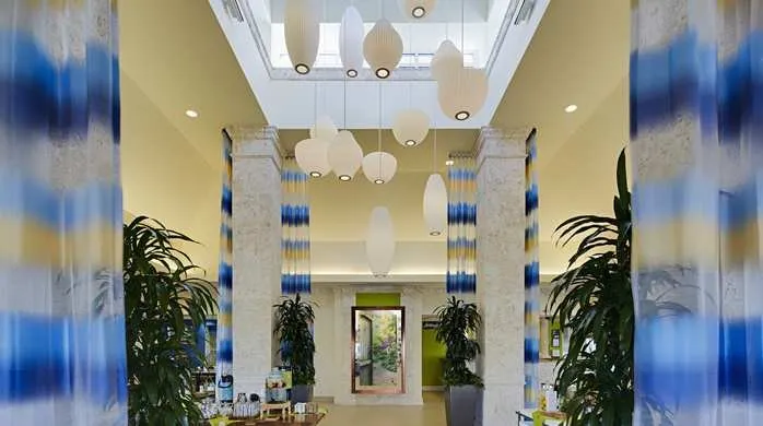 Slide of CNI Electric