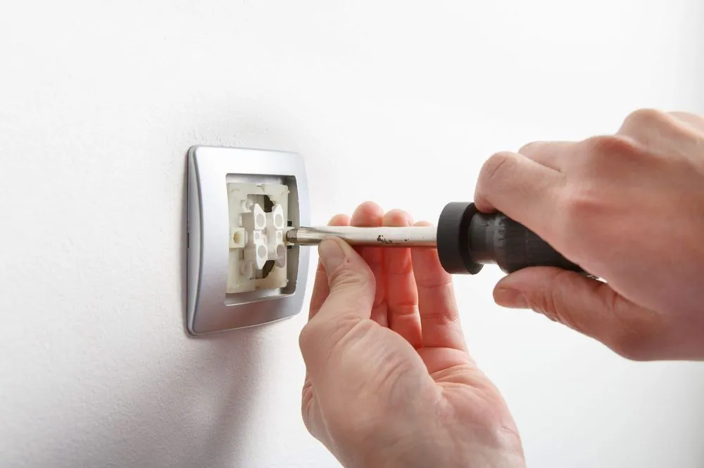 Licensed emergency electrical service experts serving Roy, WA - Coast Salish Construction & Electrical