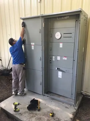 Coastal Current Electric Corp Logo