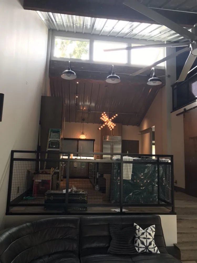 Slide of Coastalmoods Electric