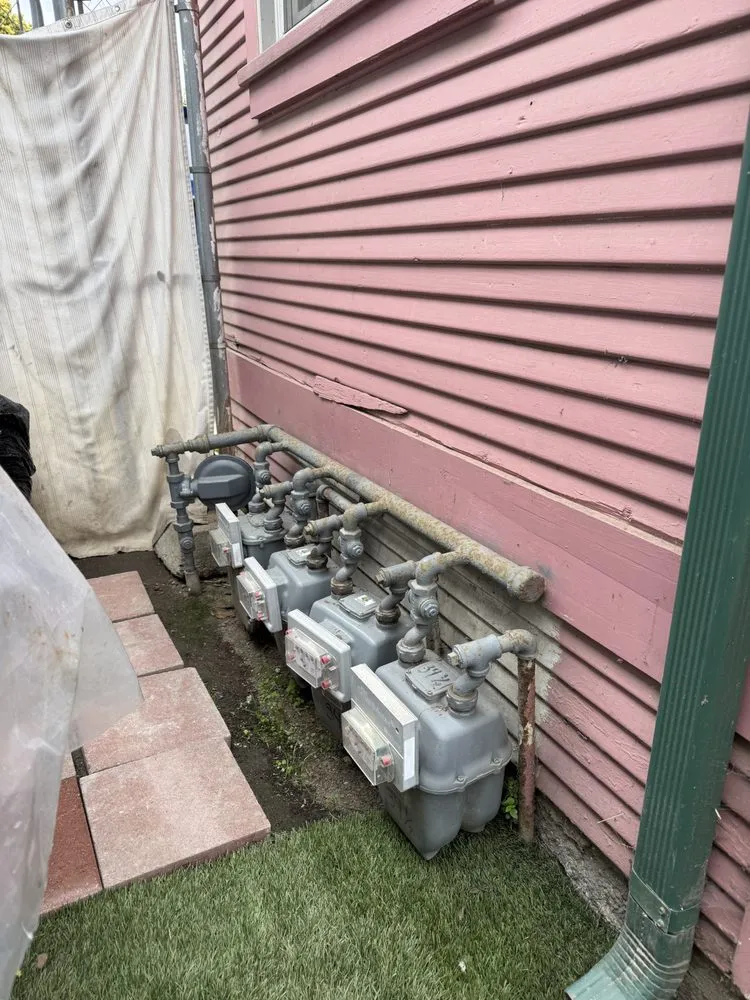 Slide of Coastline BuildingSpecs