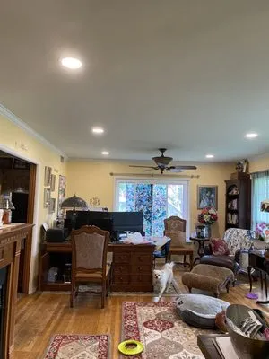 Coastline Electric Company Logo