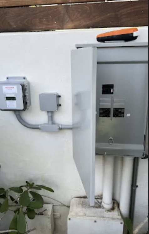 Slide of Coastline Electrical Service