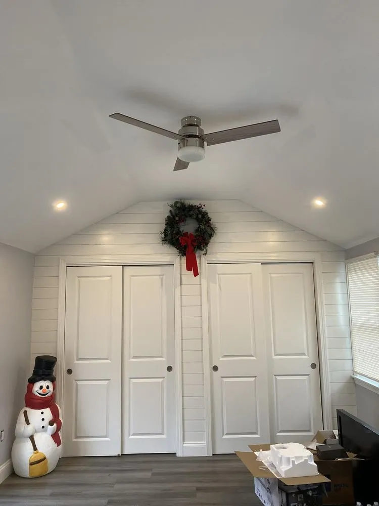 Slide of Cocchi Electric