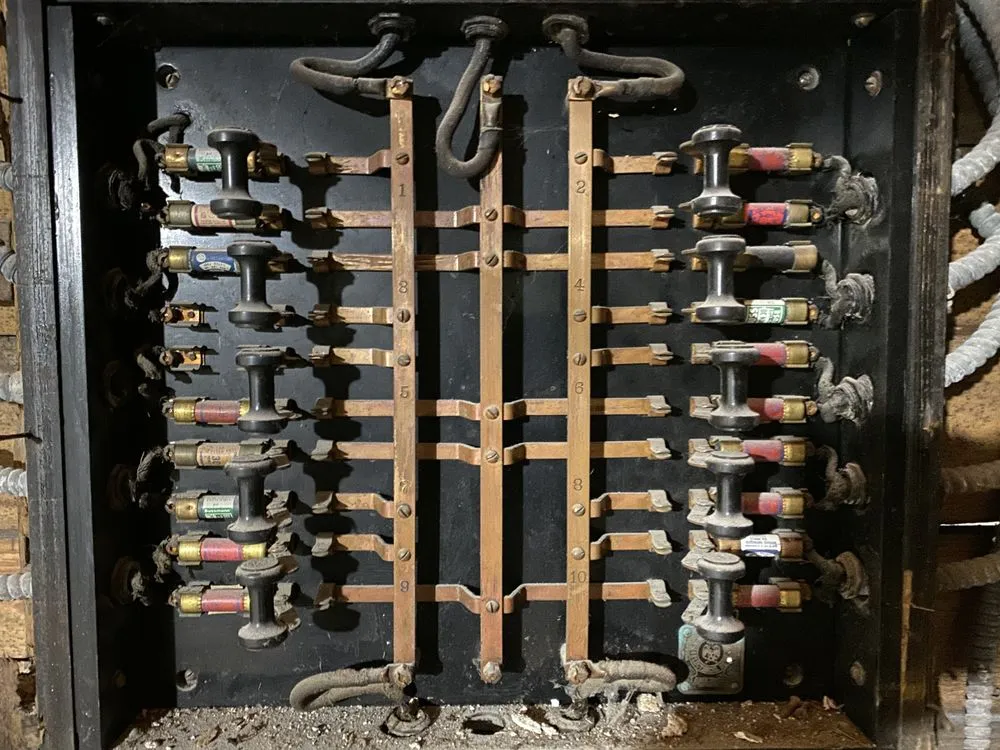 Slide of Cockell Electric