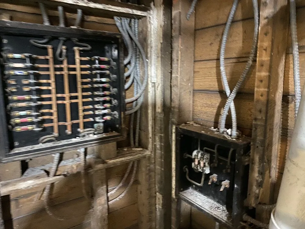 Slide of Cockell Electric