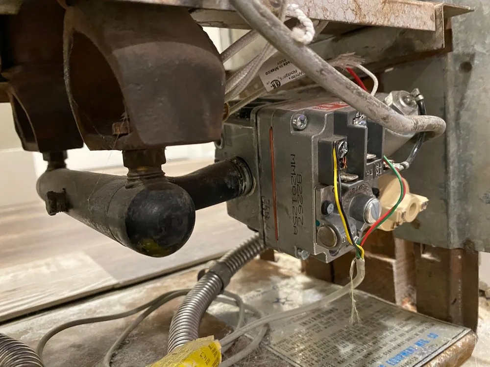 Slide of Coco County Handyman