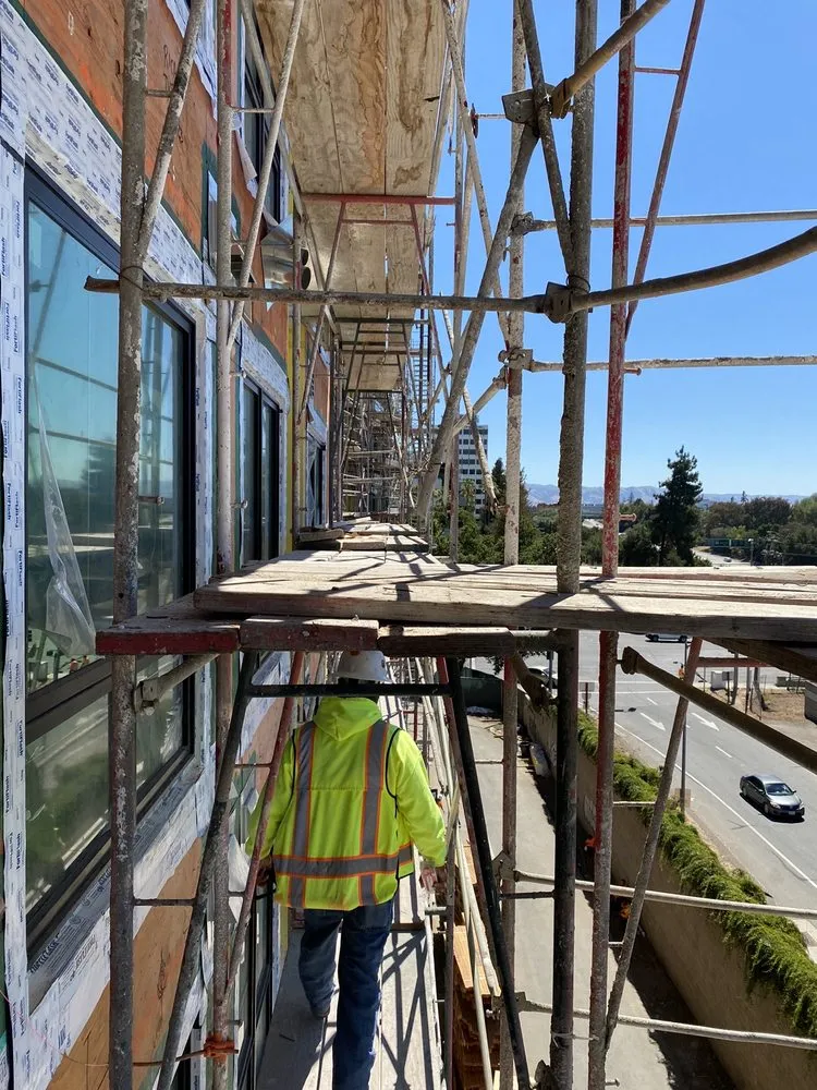 Slide of Coco County Handyman