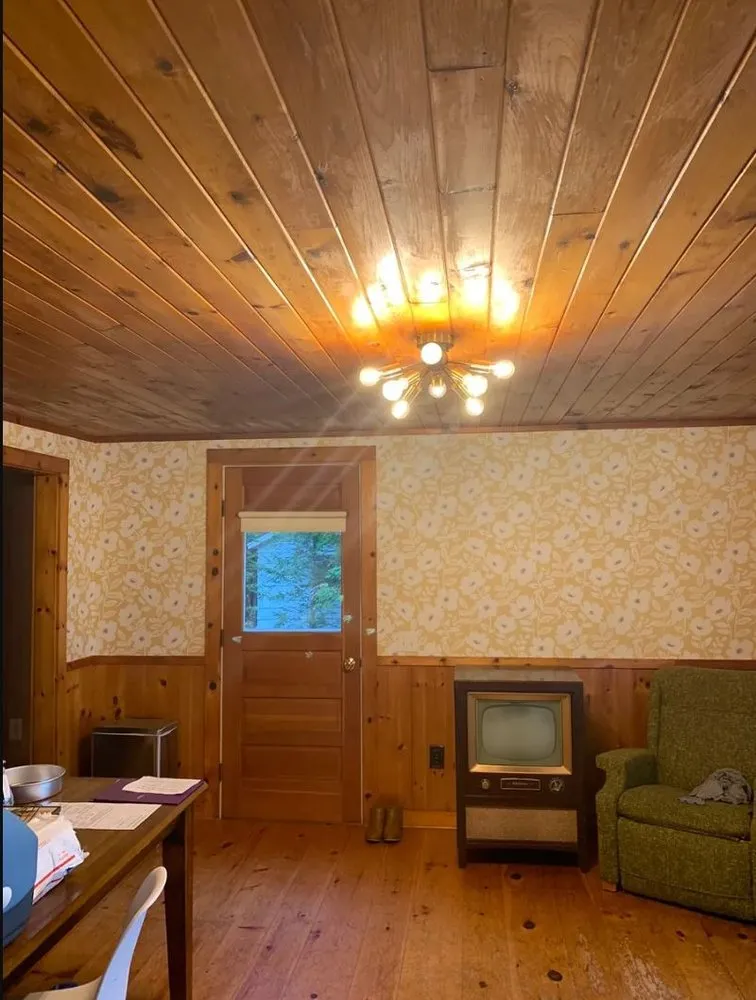 Slide of Cody Flanders Electric