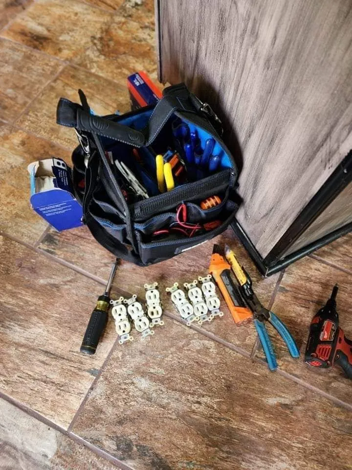 Reliable electrical repair service in ,  - Coleman Properties and Maintenance