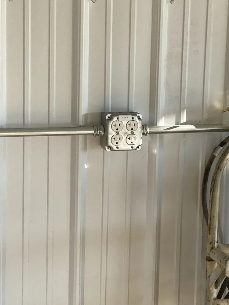 Professional emergency electrical service service in Royal Center, IN - Collins Electric