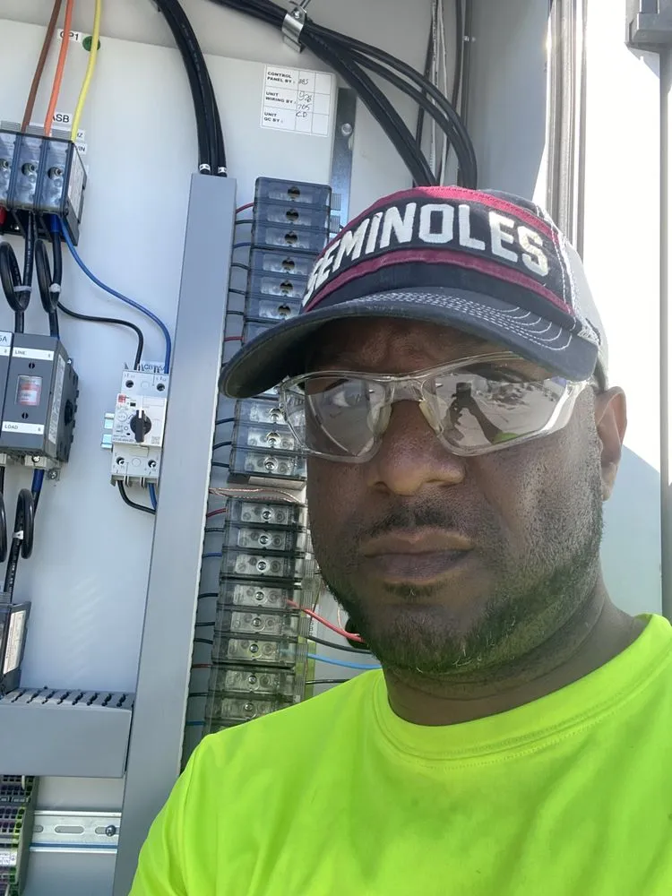 Affordable electrician providing electrical repair in Millersville, MD - Colly Electrical Services