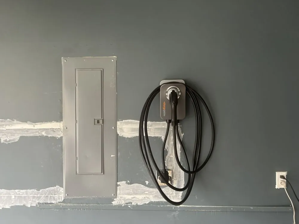 Licensed circuit breaker repair in Millersville, MD by Colly Electrical Services