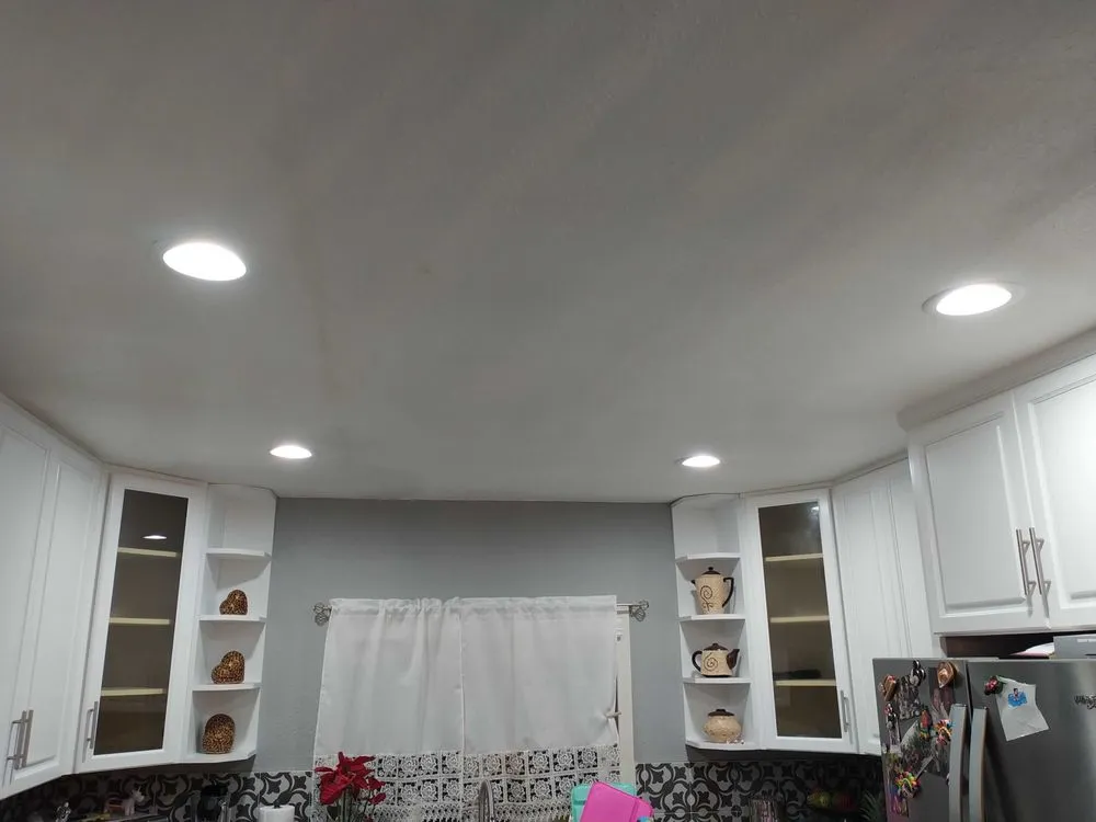 Slide of Colmenero Electricista