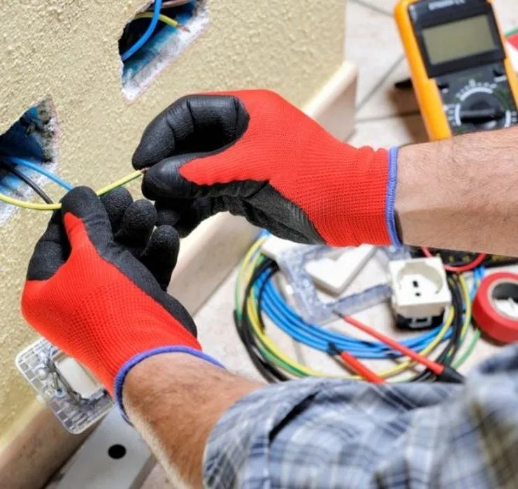 Slide of Colmenero Electricista