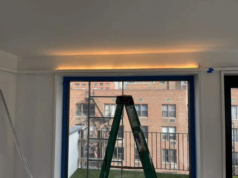 Professional electrician providing outlet and switch repair in Flushing, NY - Coloma Solutions