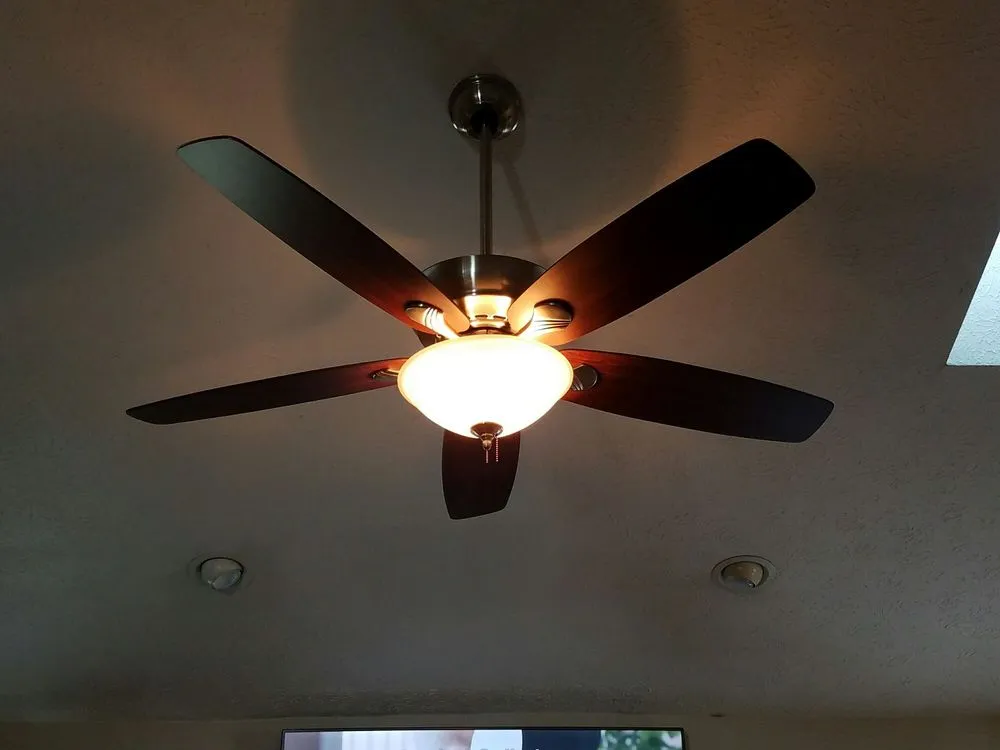 Slide of Colonial Electrical Services