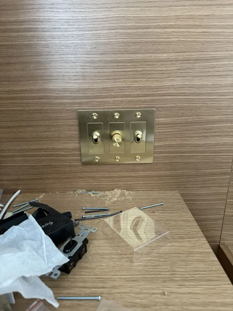 Slide of Colorado Peak Electric