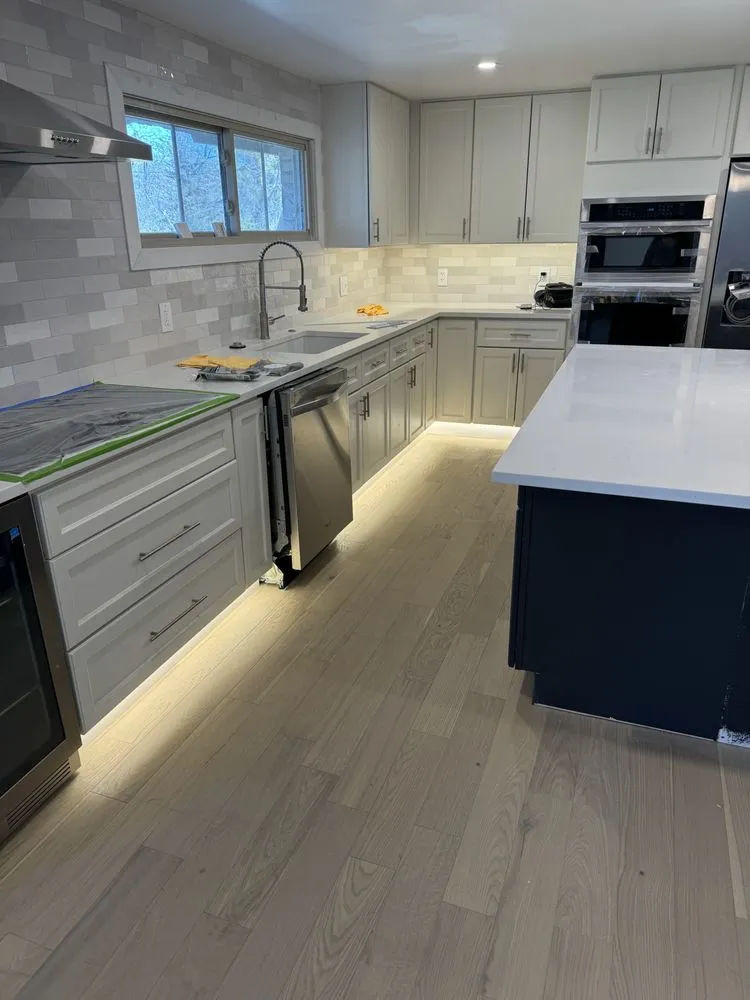 Slide of Colorado Peak Electric