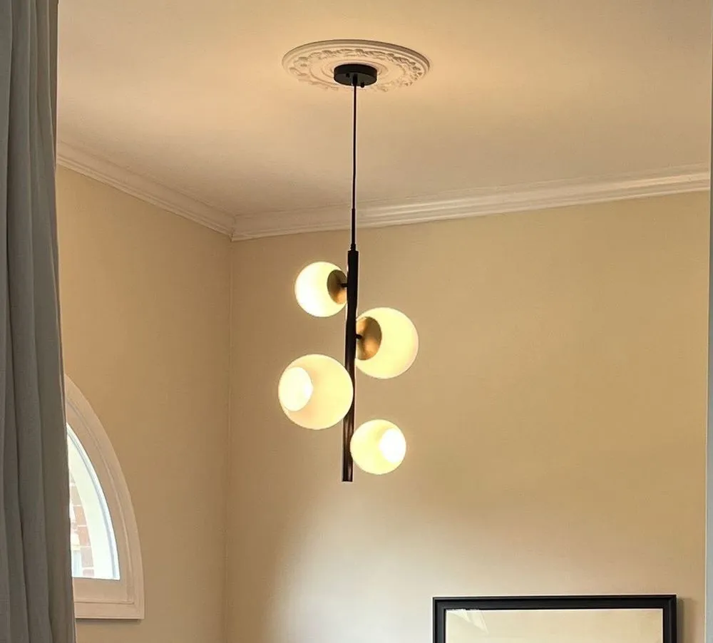 Slide of Colque Electric