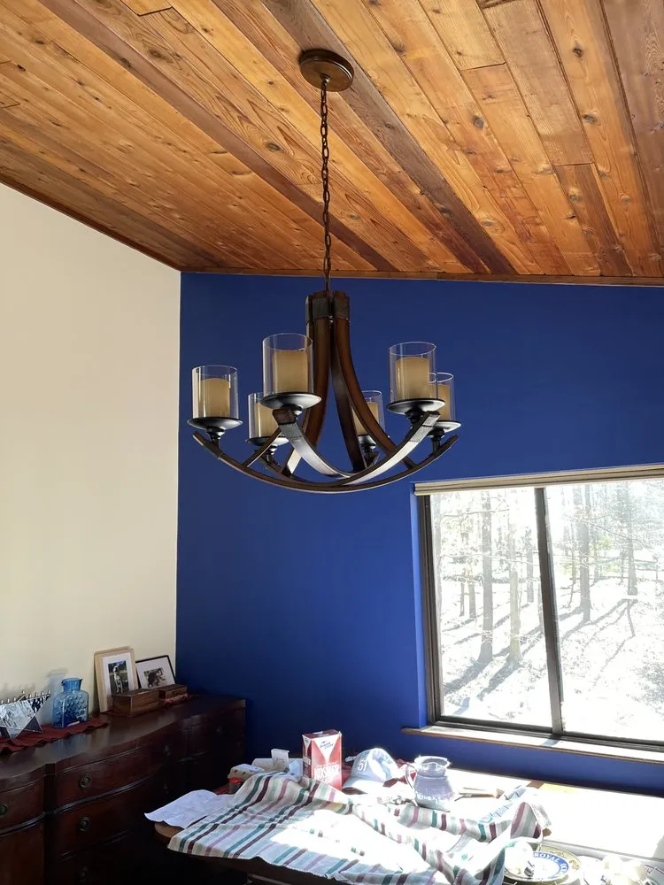 Slide of Colque Electric