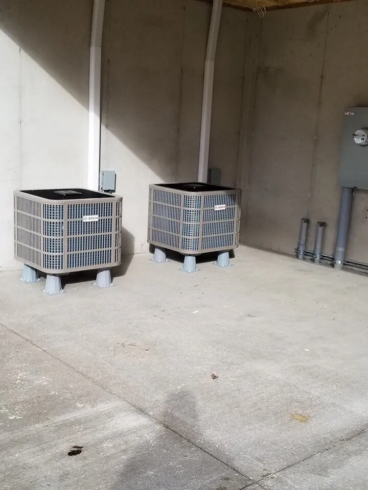 Slide of Com24 Heating And Air Conditioning