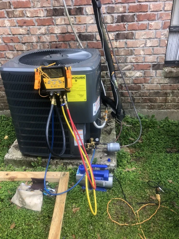 Affordable electrician providing circuit breaker repair in Saint Francisville, LA - Comfortable Climate Solutions