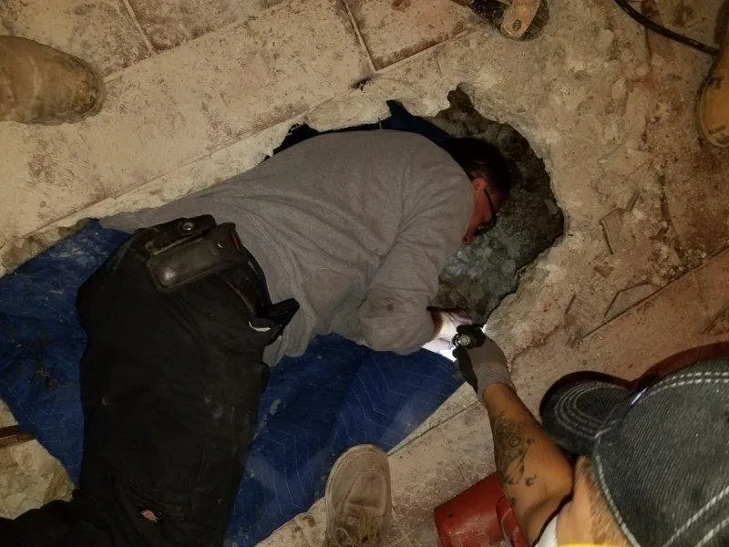 Slide of Commercial Repair Master Services