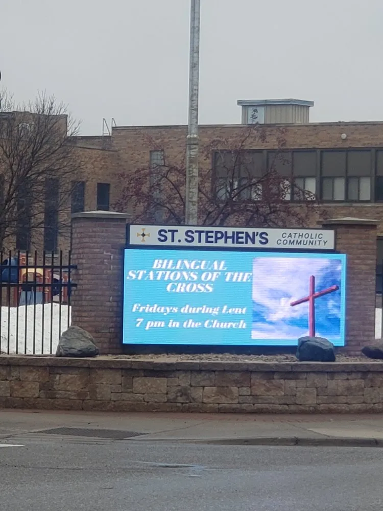 Slide of Commercial Sign and Lighting