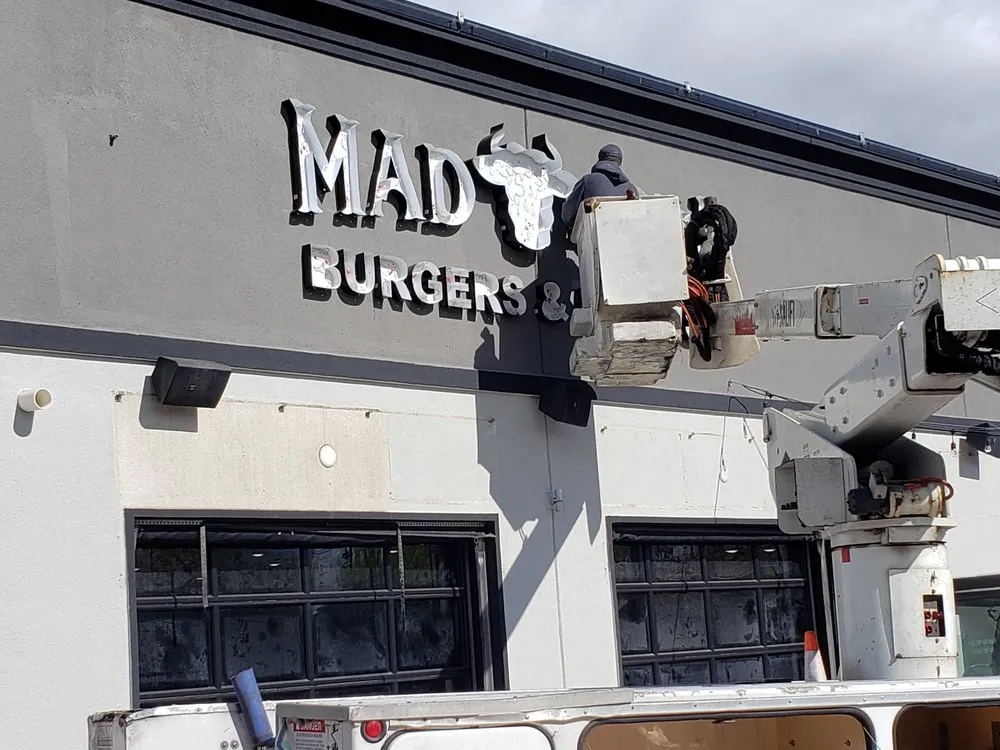 Slide of Commercial Sign and Lighting